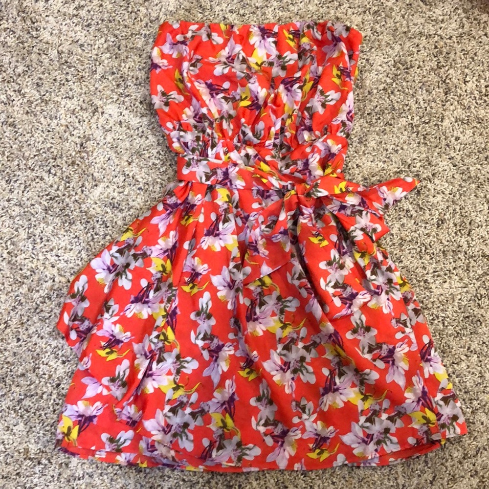 Floral Express dresses size 10